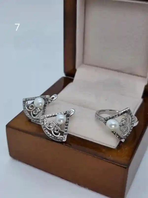 Ювелирные украшения Комплекты украшений серебро 15187