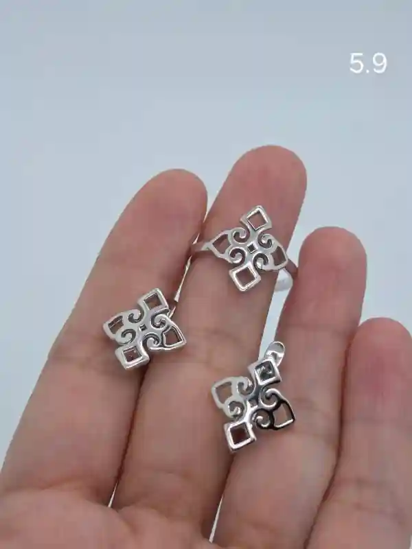 Ювелирные украшения Комплекты украшений серебро 15222