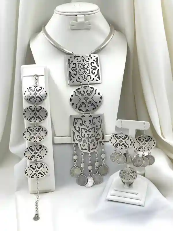 Комплекты украшений Бижутерный сплав XUPING  15263