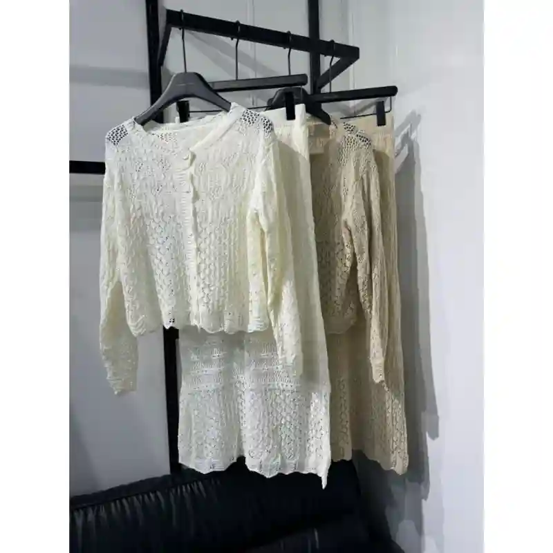 18400 Стильные двойки, модель 5 Бежевый Размер 50