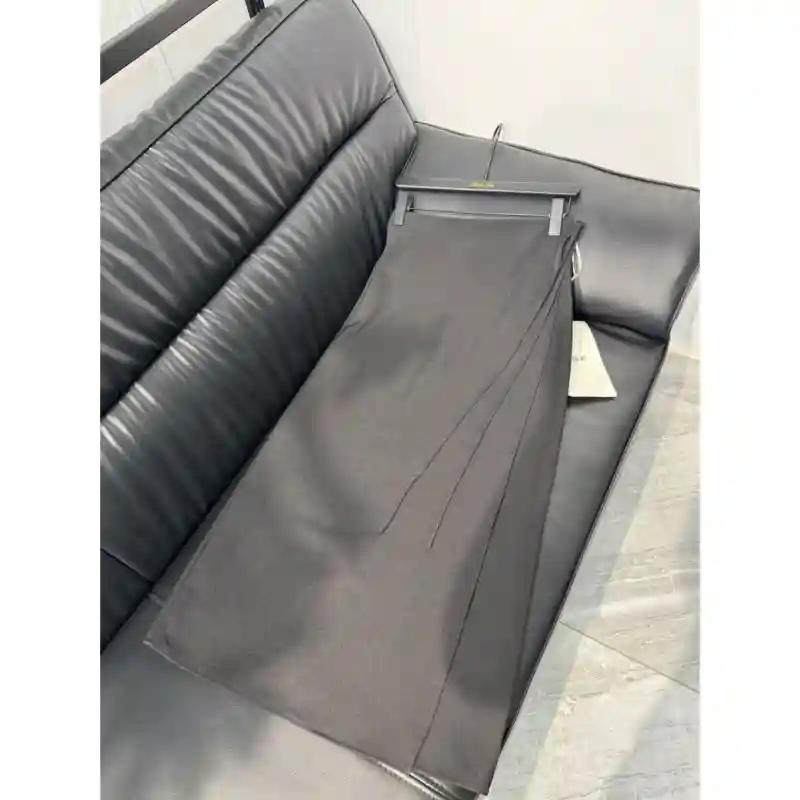 21571 Классные юбки S