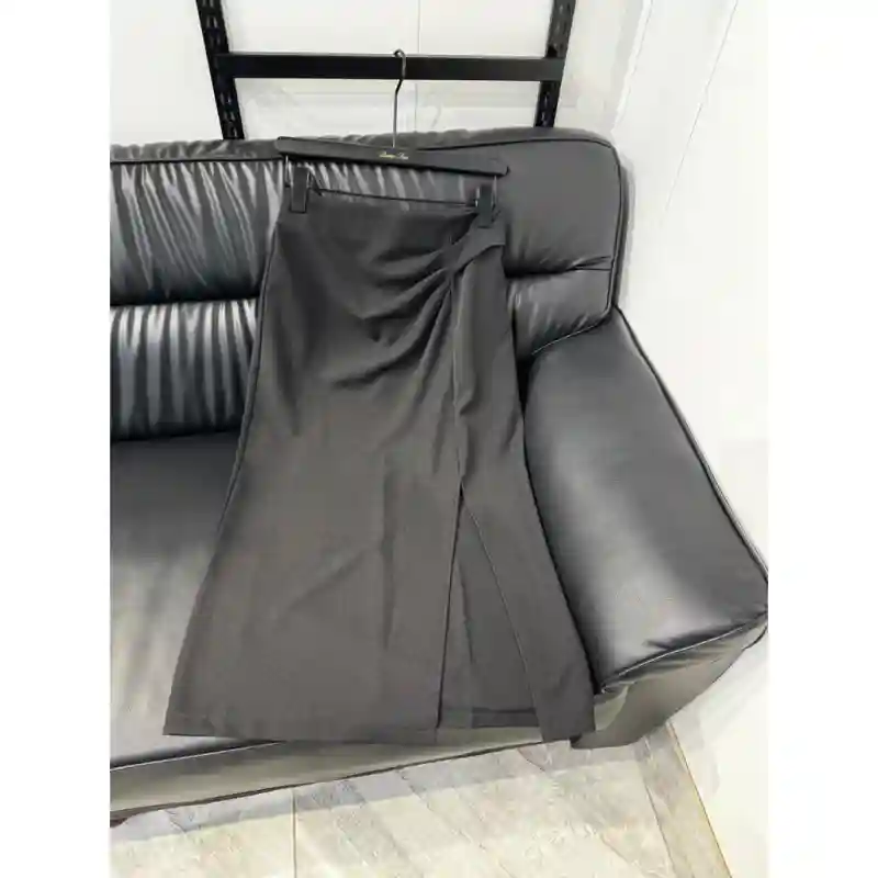 21577 Классные юбки L