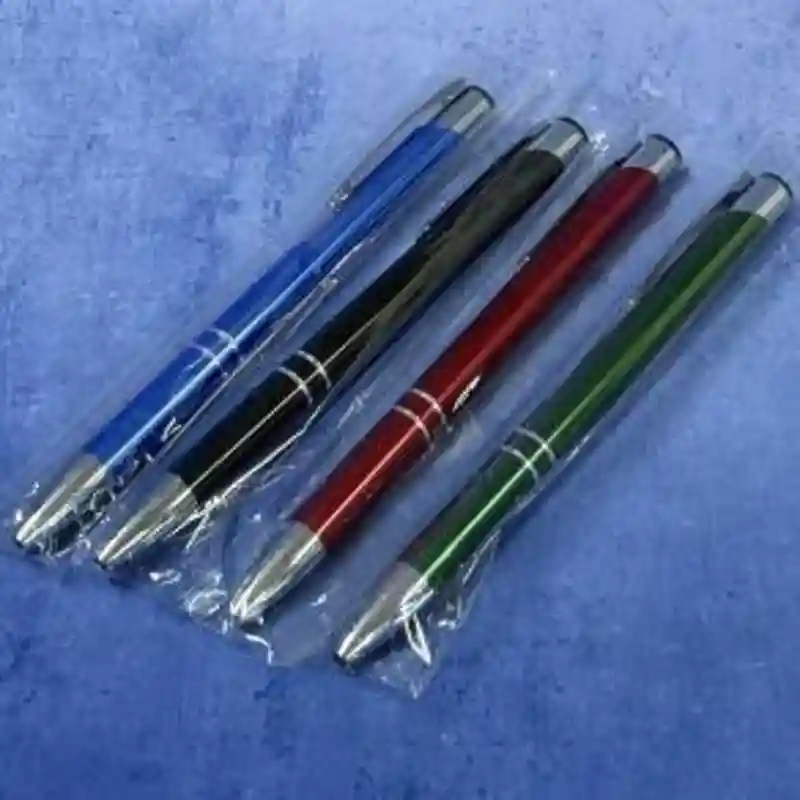 Подарочная ручка металлическая с серебристыми вставками, зеленая 23997