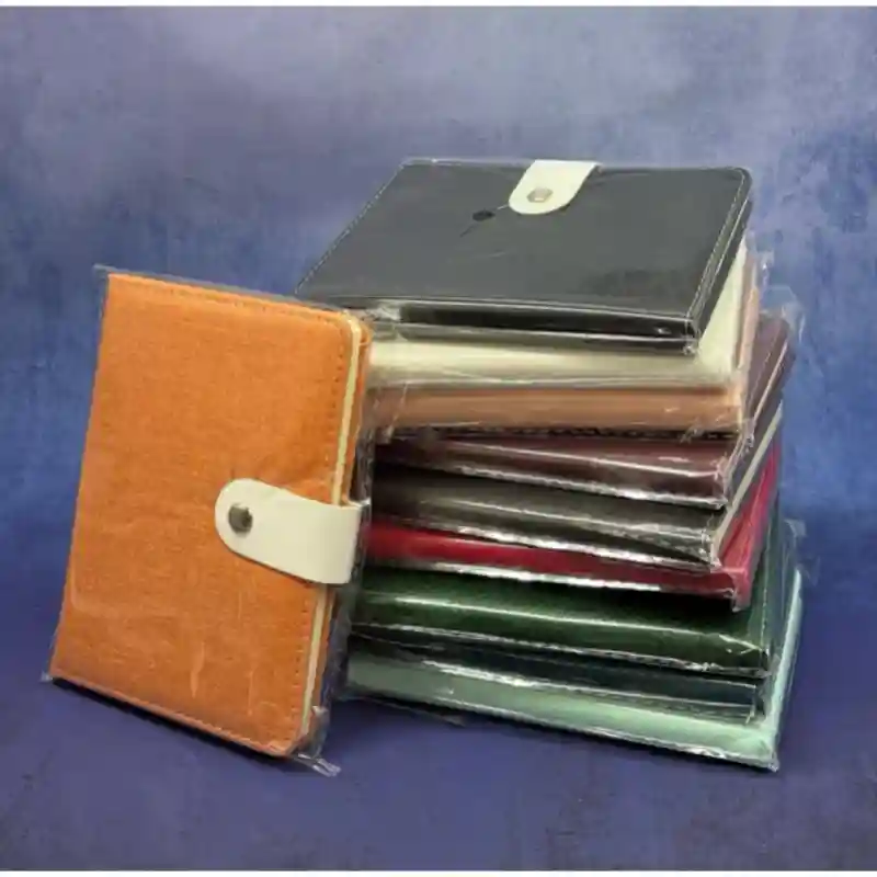 Блокнот с застежкой на кнопку (черный) 25479