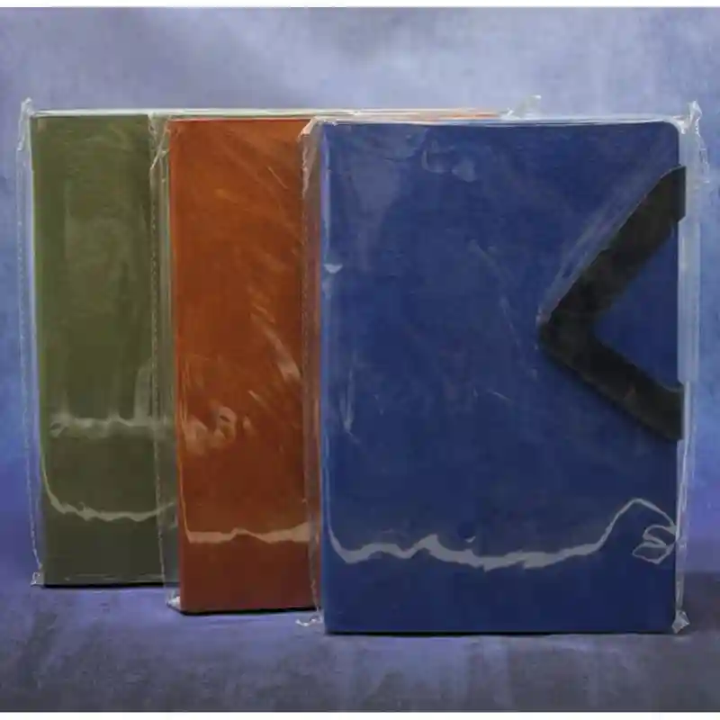 Блокнот кожзам зелёный с уголком 25608