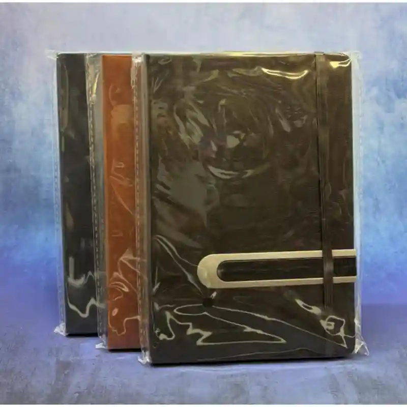 Блокнот кожзам коричневый с металлической вставкой 25636