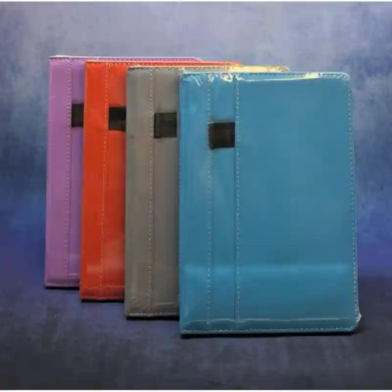 Блокнот кожзам красный глянцевый 25641