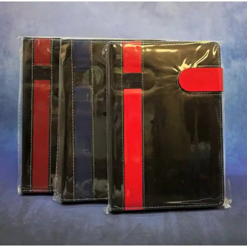 Блокнот кожзам чёрный с красным клапаном 25645