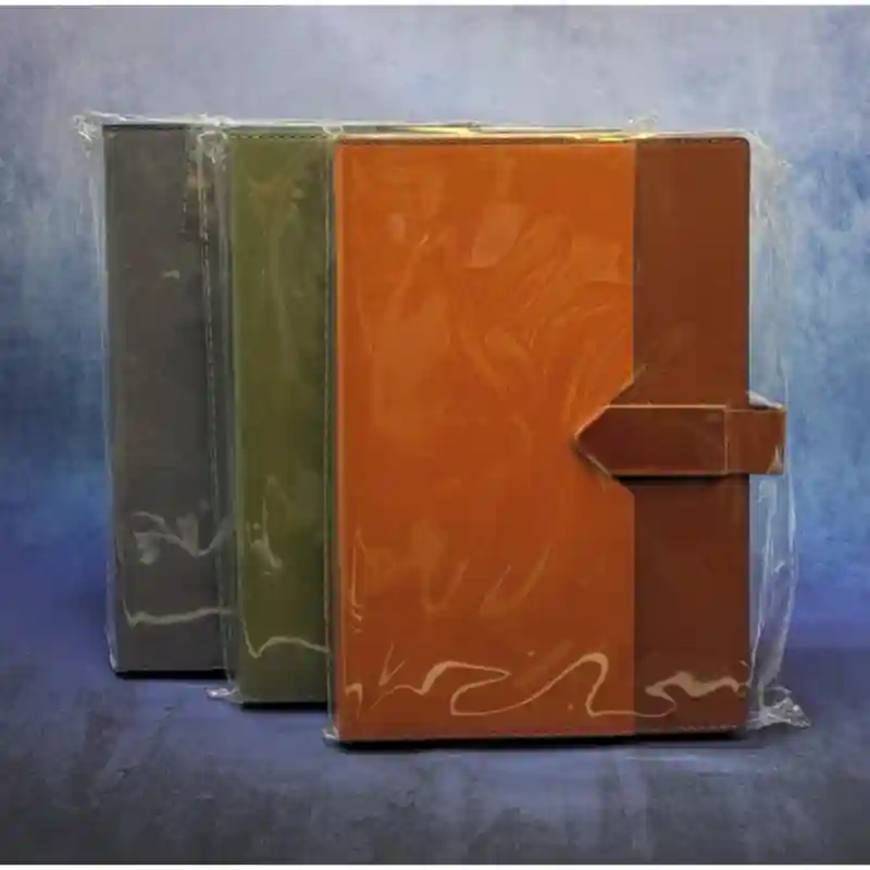 Блокнот кожзам зелёный с клапаном 25648