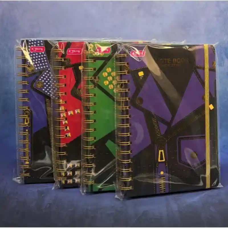 Блокнот с геометрическим узором фиолетовый 26124