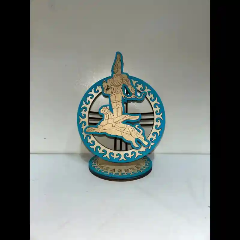 Статуэтка Шанырак и Золотой человек настольный синий