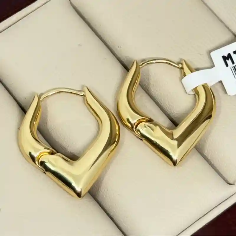 Золотые серьги 15759