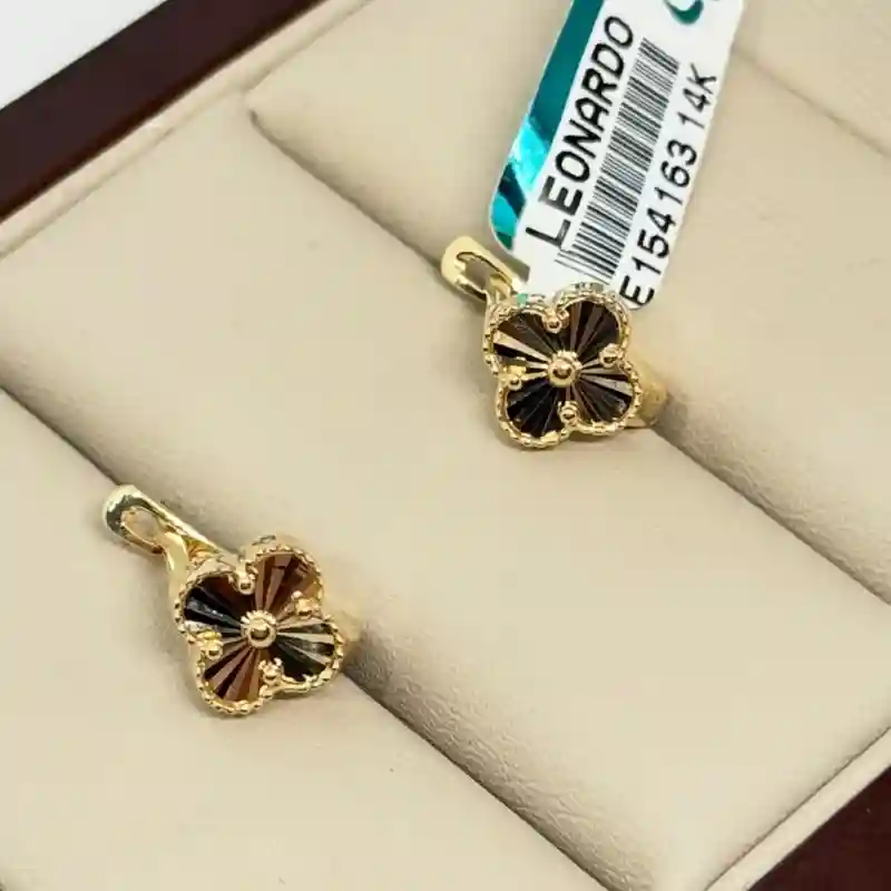 Золотой кулон 15853