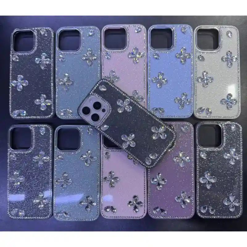 Чехол iPhone 11 Голубой с блёстками и кристаллами