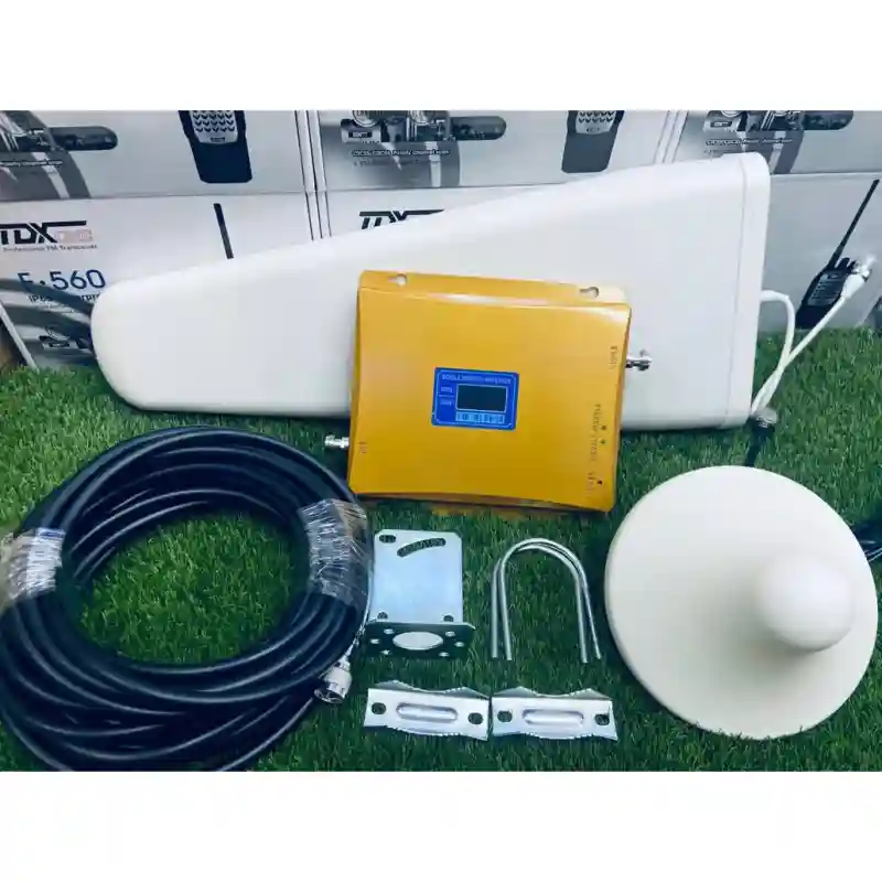 Усилитель связи 2G-4G, 2 внутр. антенны