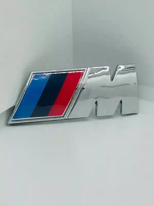 Шильдик M70-4003 BMW универсальная